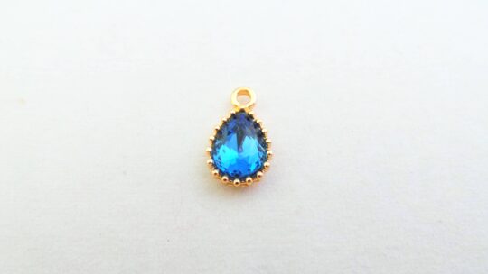 hanger druppel 13x8mm blauw /goud ( per stuk )